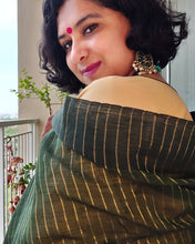 Load image into Gallery viewer, Green Khadi-Cotton Zari Sari
